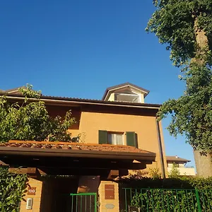 https://la-quercia-fiorita.it-lombardy.com