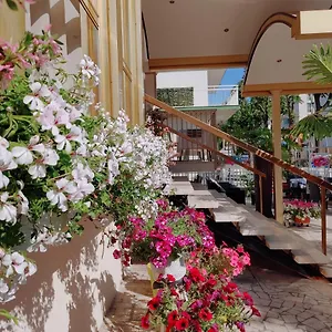 *** Hotel Mia Restaurant Airport Italie