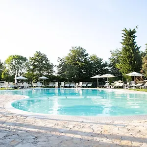 **** Hotel Il Podere Del Germano Reale Italie